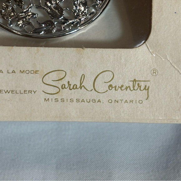 Sarah Coventry Silver Toned Scarf Clip New in Box Made in Canada - Picture 3 of 7
